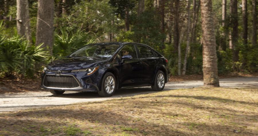  Toyota Corolla XLE Sedan 2019 года  (NA) (фото 1 из 40)